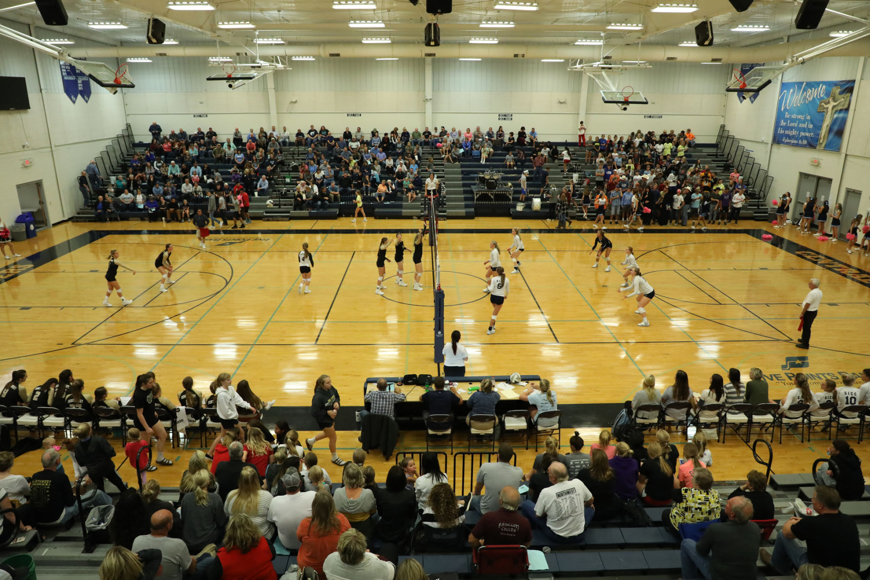 Outtakes_100419_ginwvball40_zlm.JPG